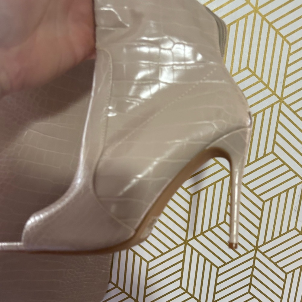 Cape Robbin Cream Over-the-Knee heeled Boots size 8 - Picture 8 of 13